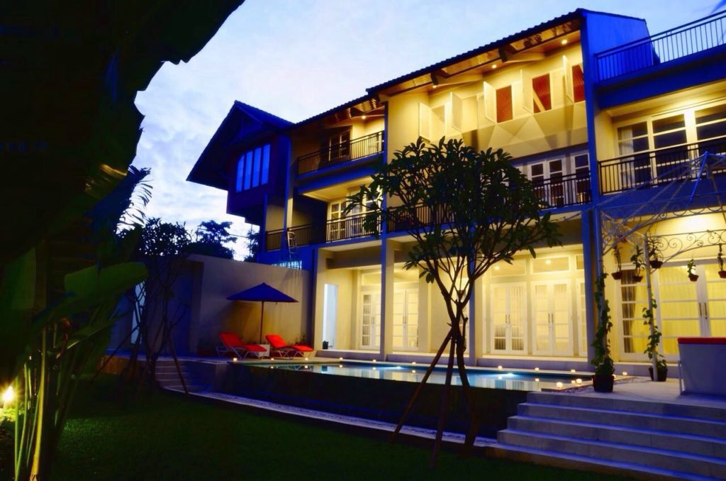 Dijual villa 5 bedroom kondisi baru Nusa dua bali