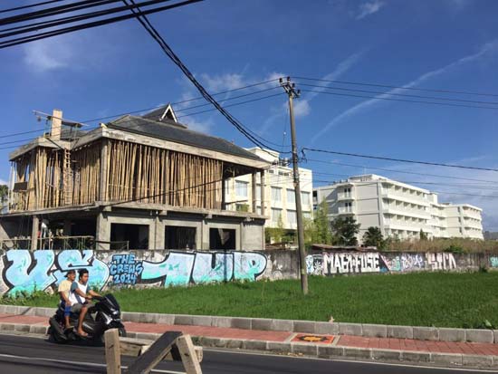 Disewakan Tanah 32 are Di Pinggir Jalan Utama Jl Batubelig